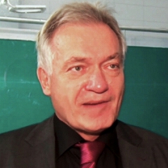 Prof. Arndt Pfützner